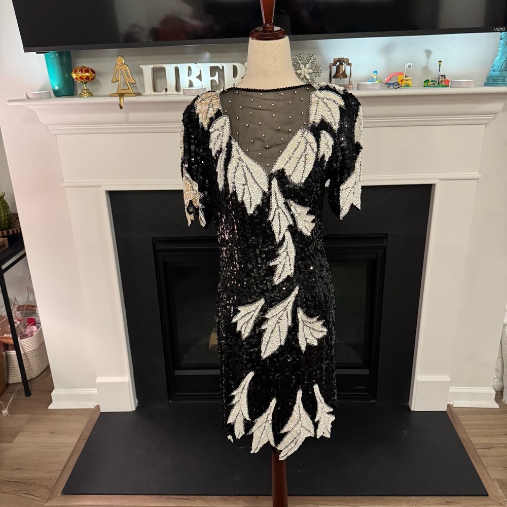 🖤✨ Vintage Lillie Rubin 100% Silk Hand-Beaded Sequin Dress – Size S
